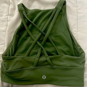 Lululemon size 4